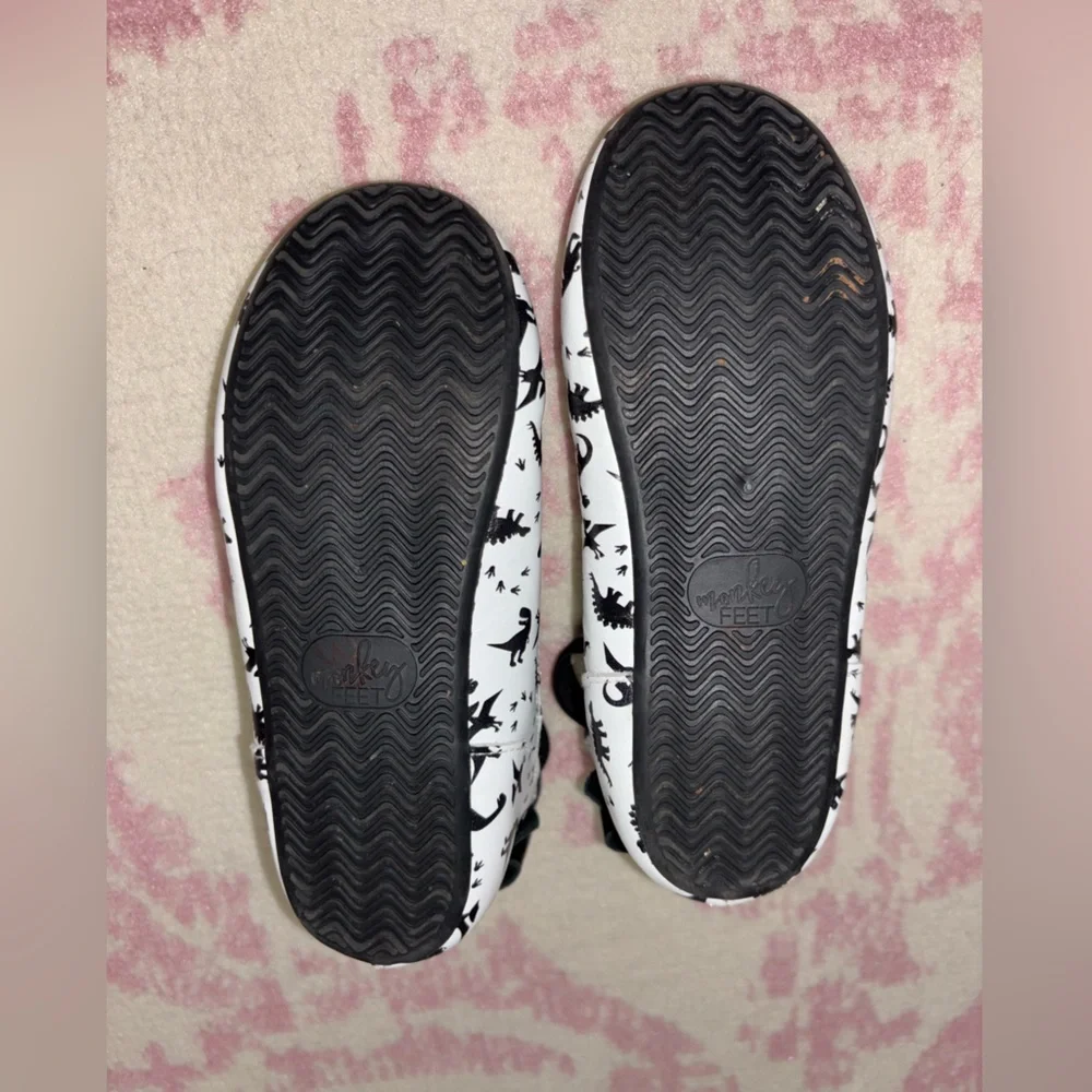 Monkey Feet White and Black Dinosaur Mary Jane Shoes with Bow